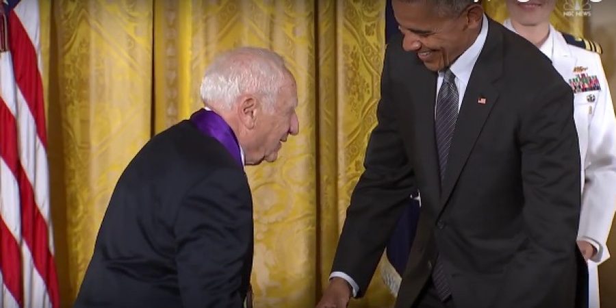 Mel Brooks Pretends To “Pants” Obama While Being Honored With “Medal Of Arts”