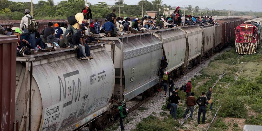 Hispanic Third World Hordes Surge North, Attempting To Invade U.S. Before Trump Inauguration